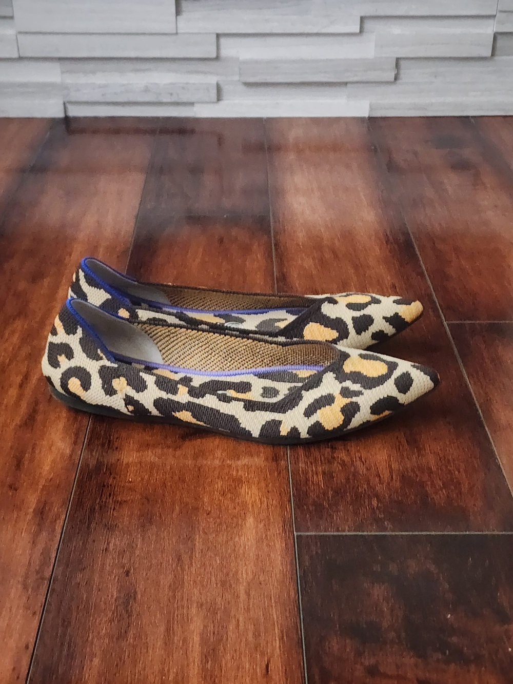 Rothy's The Point Leopard Print Knit Flats Women's W9 / US 9 EU 40 - Picture 6 of 8